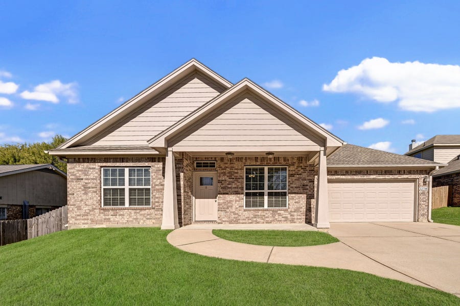 Property photo for 12738 Lake Conroe Hills Drive, Willis, TX