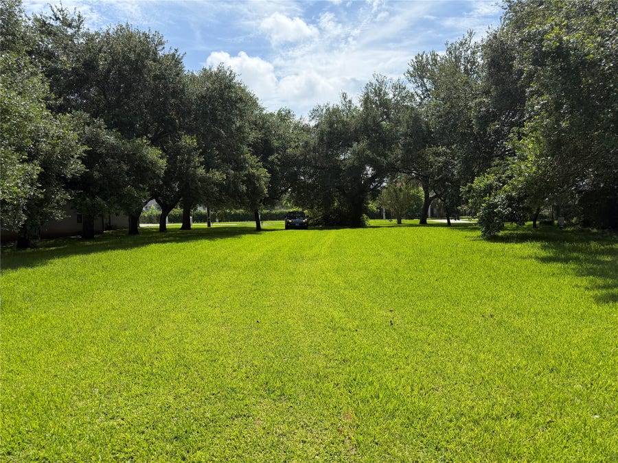 Property photo for 4907 Diamond Spring Drive Drive, Missouri City, TX