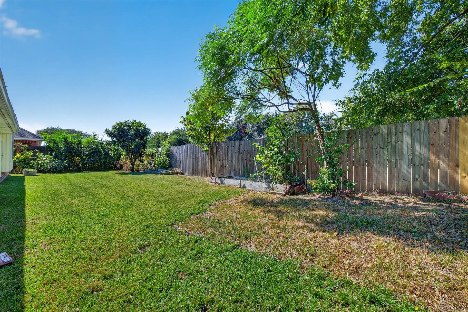 110 Annes Way, Stafford, TX 77477 110 Annes Way, Stafford, TX 77477