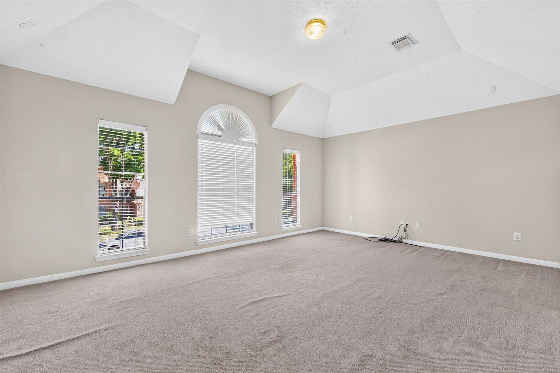 110 Annes Way, Stafford, TX 77477 110 Annes Way, Stafford, TX 77477