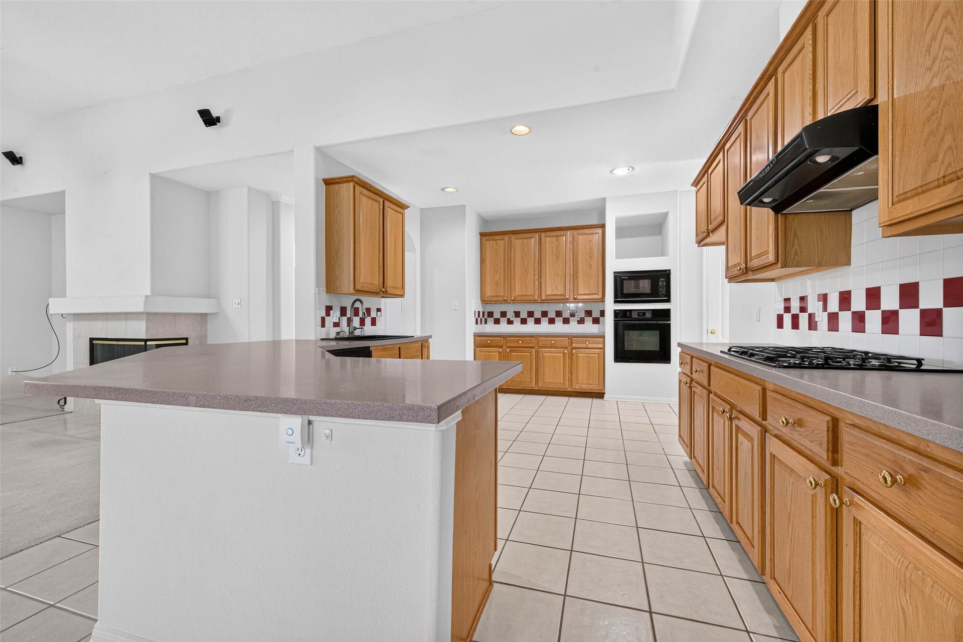 110 Annes Way, Stafford, TX 77477 110 Annes Way, Stafford, TX 77477