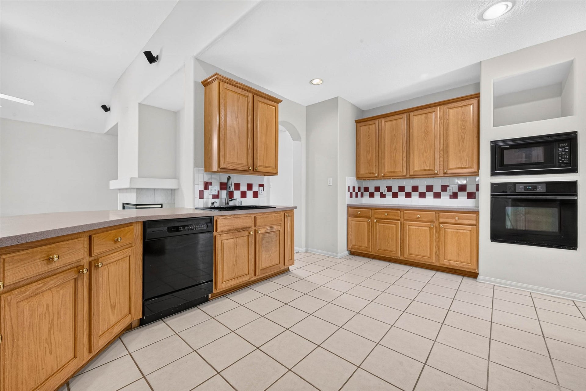 110 Annes Way, Stafford, TX 77477 110 Annes Way, Stafford, TX 77477