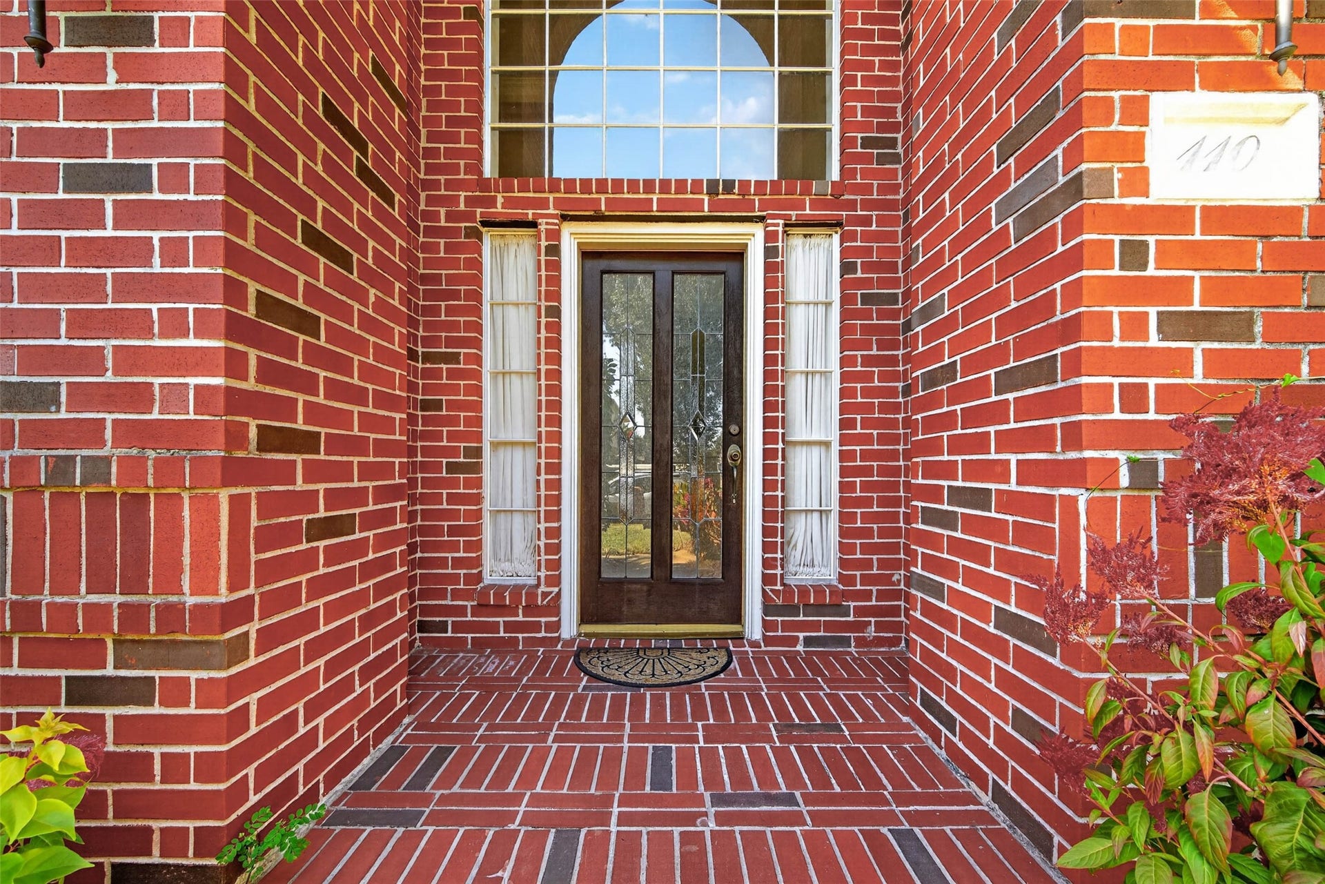 110 Annes Way, Stafford, TX 77477 110 Annes Way, Stafford, TX 77477