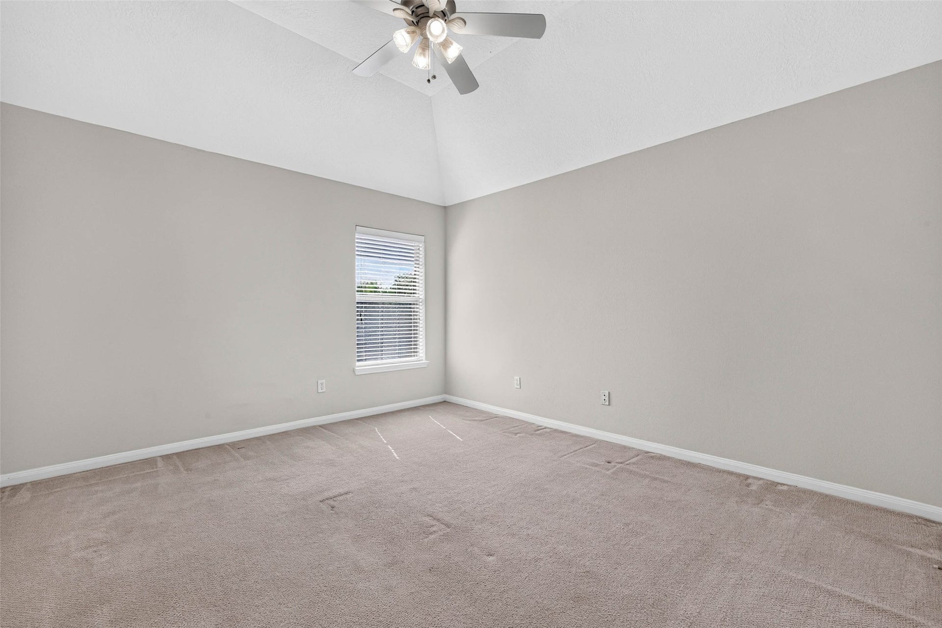 110 Annes Way, Stafford, TX 77477 110 Annes Way, Stafford, TX 77477