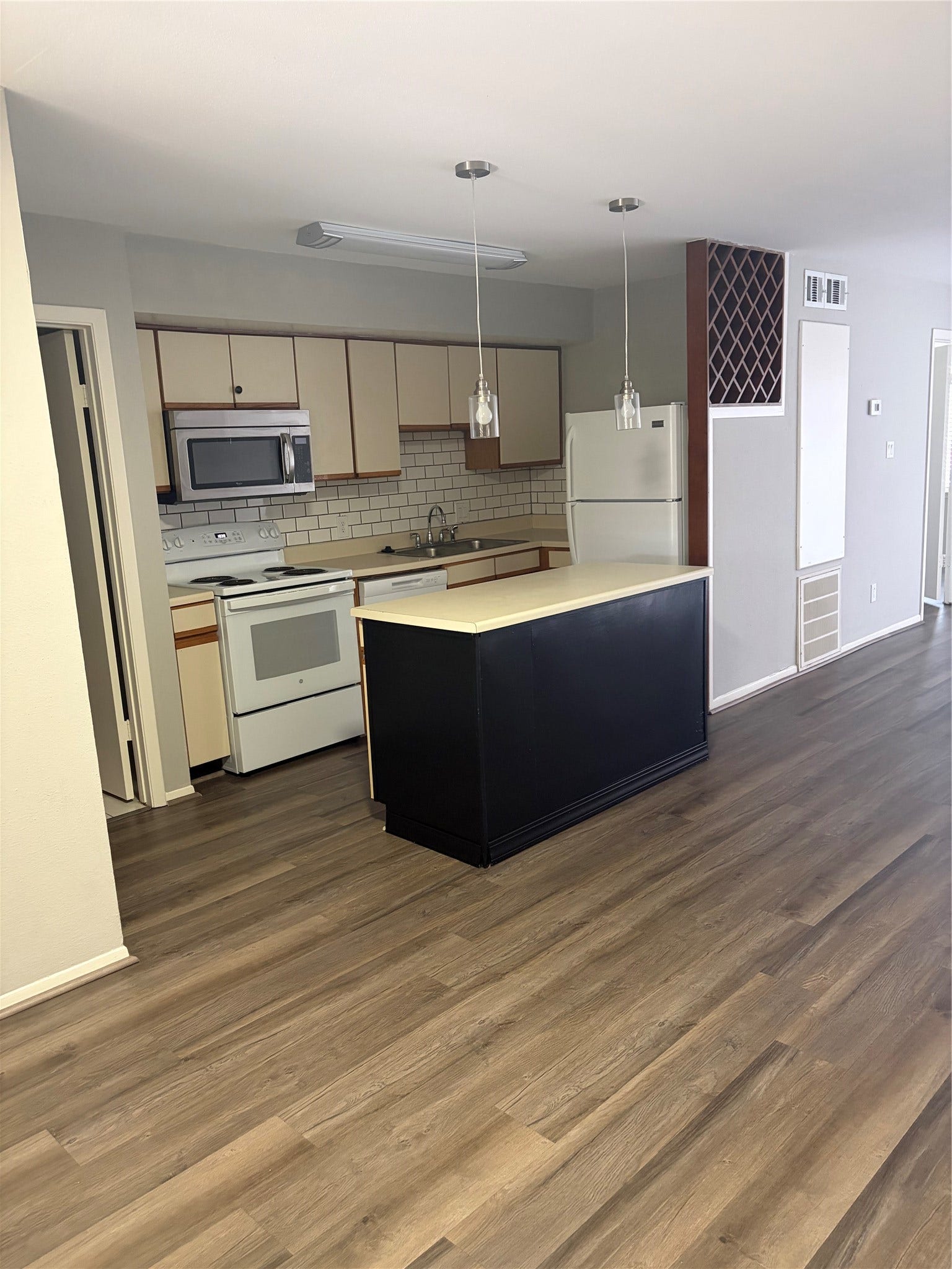 6107 Snug Harbor Drive, #6207, Montgomery, TX 77356