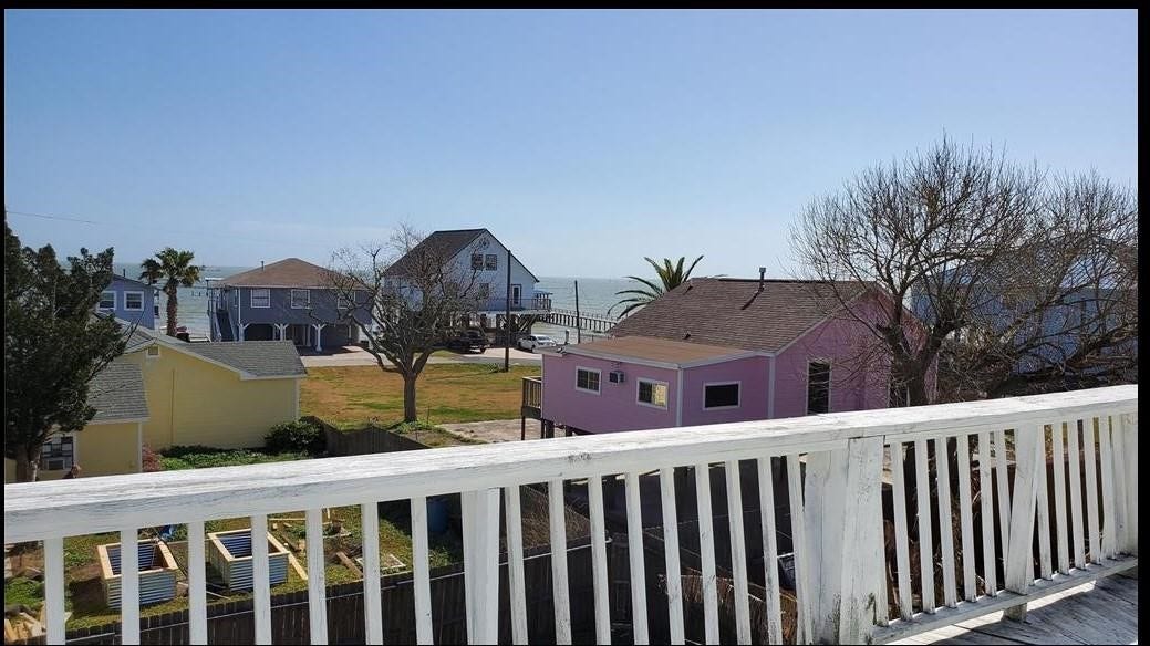 641 4th Street, Dickinson, TX 77539 641 4th Street, Dickinson, TX 77539