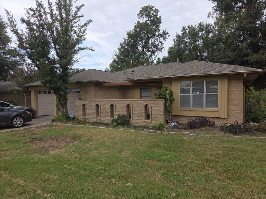 Property photo for 5926 Black Maple Lane, Houston, TX