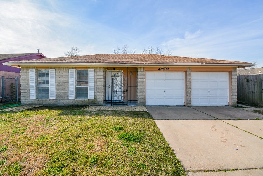 Property photo for 4906 E Orem Drive, Houston, TX