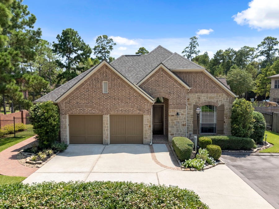 Property photo for 2706 Cassini Court, The Woodlands, TX