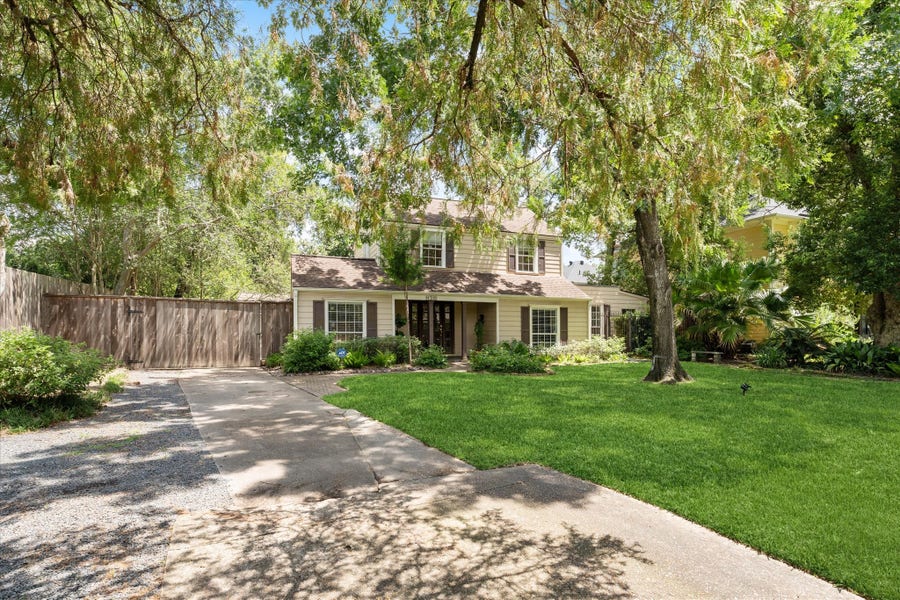 Property photo for 408 W 33rd Street, Houston, TX