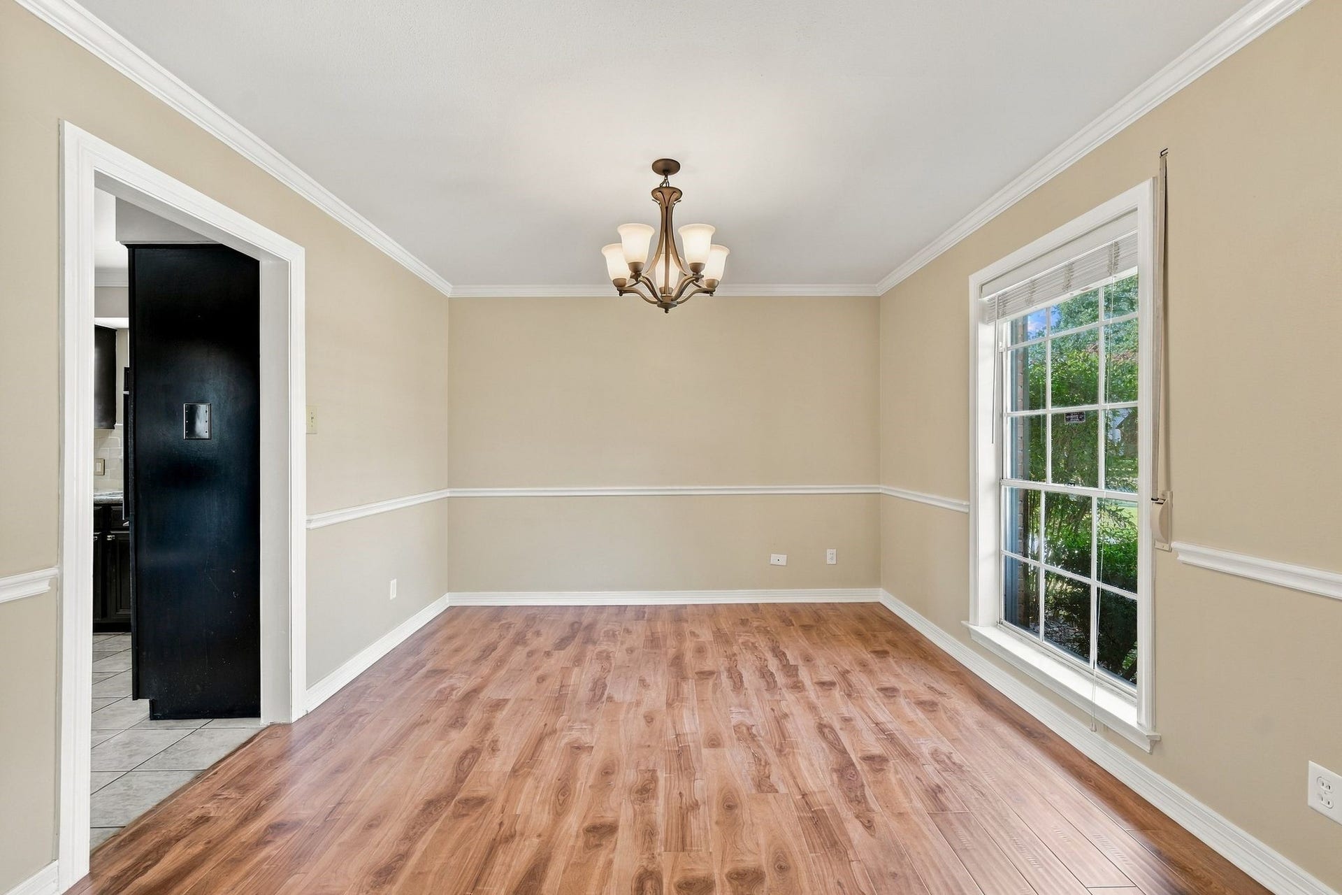 7823 Twin Hills Drive, Houston, TX 77071 7823 Twin Hills Drive, Houston, TX 77071