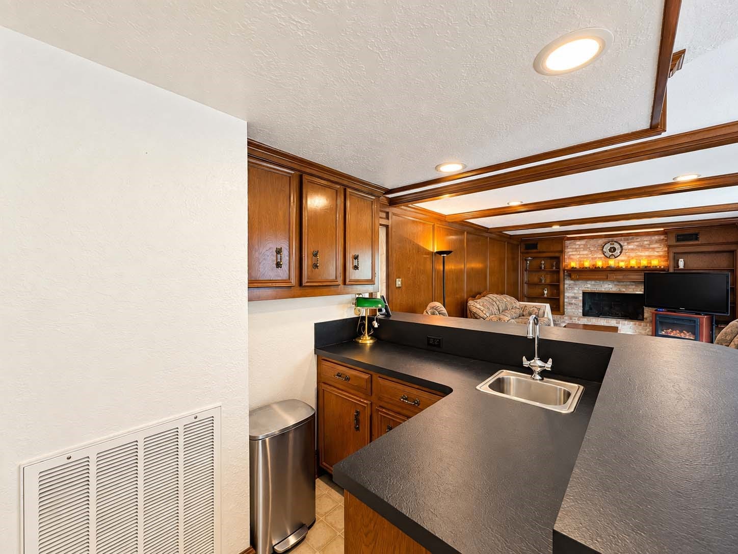 2014 Tucumcari Drive, Houston, TX 77090