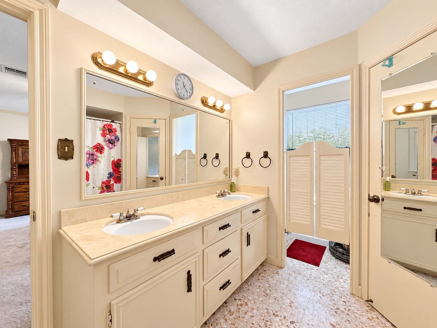 2014 Tucumcari Drive, Houston, TX 77090