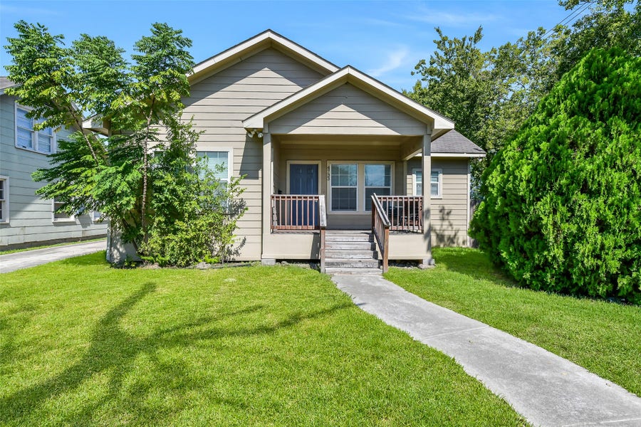 Property photo for 4733 Clay Street, Houston, TX