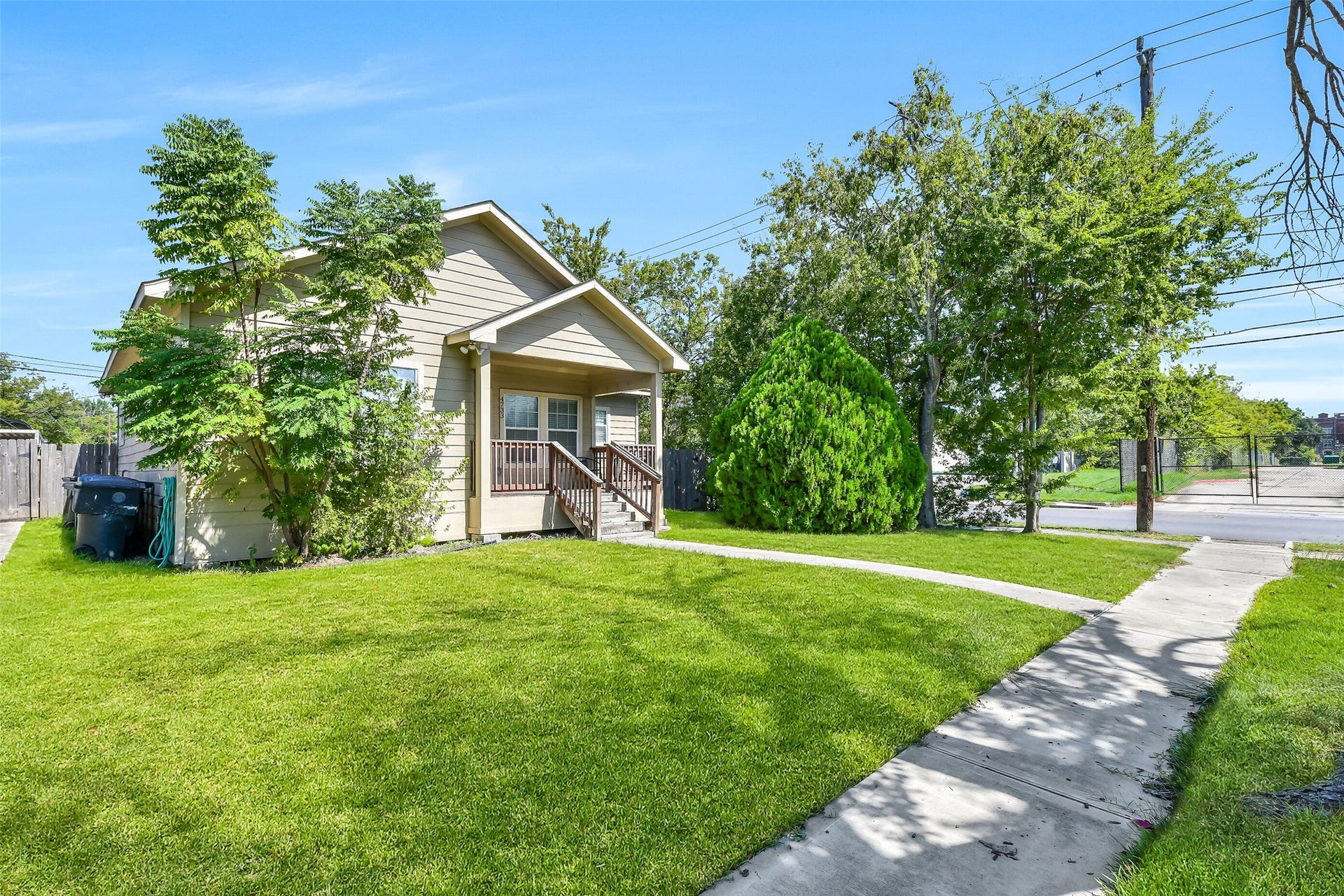 4733 Clay Street, Houston, TX 77023