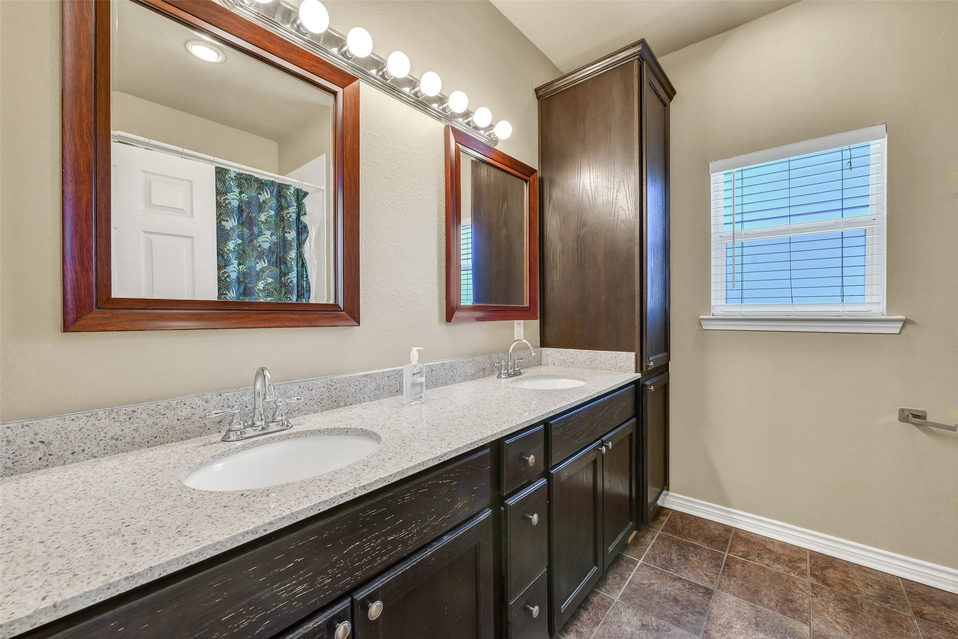 4733 Clay Street, Houston, TX 77023