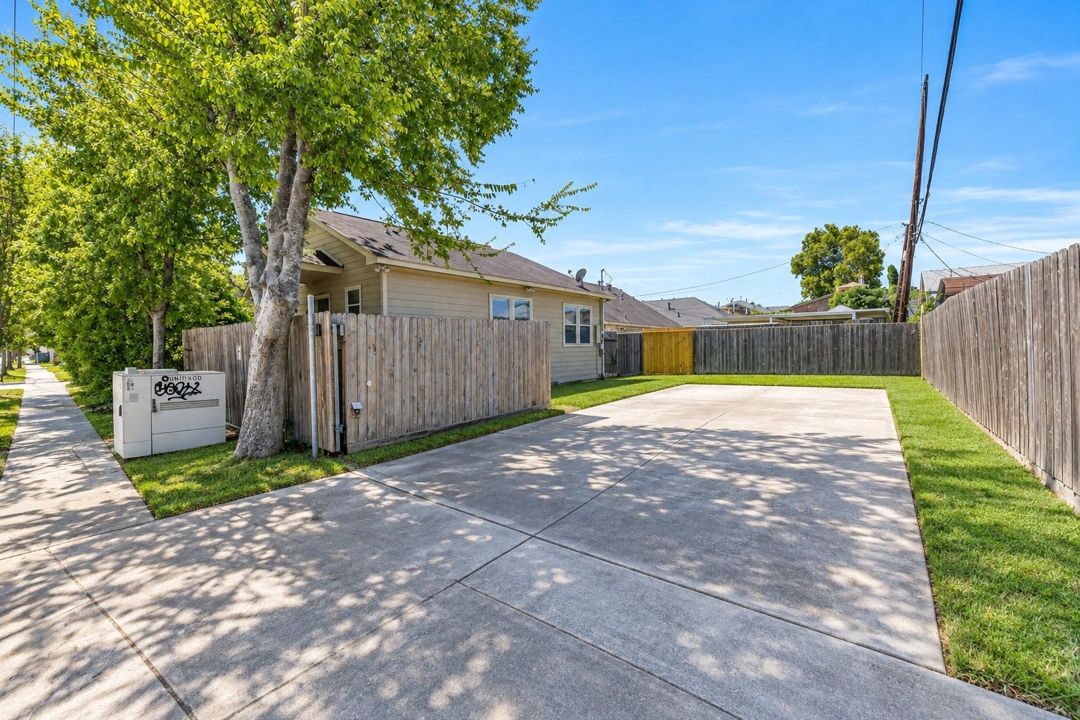 4733 Clay Street, Houston, TX 77023