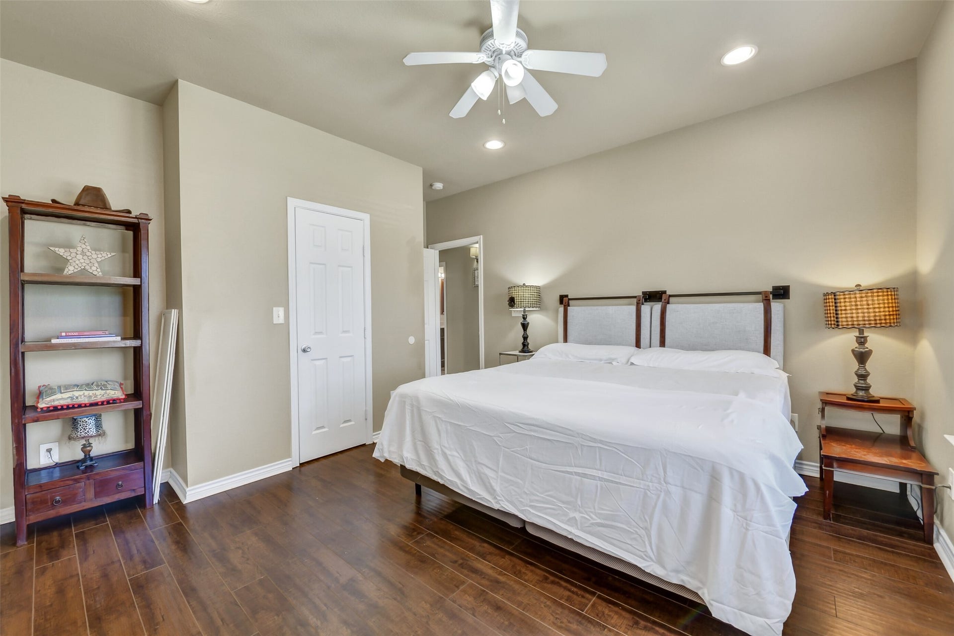 4733 Clay Street, Houston, TX 77023