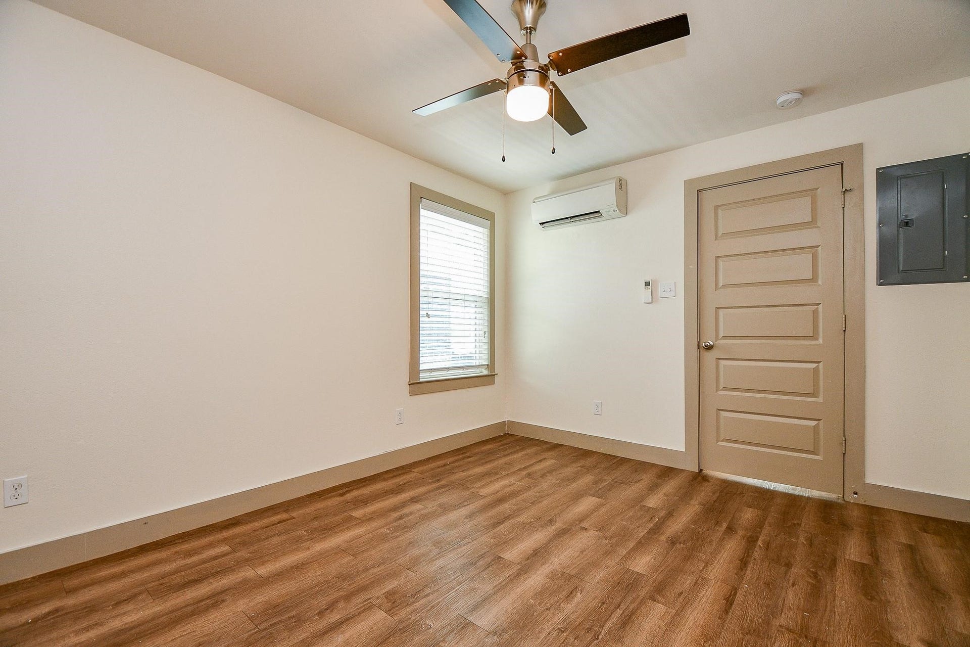 1009 Enid Street, #3, Houston, TX 77009