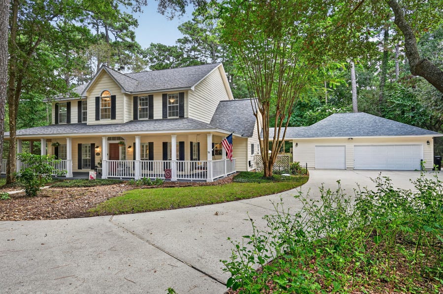 Property photo for 2302 Hollowbrook Lane, Conroe, TX