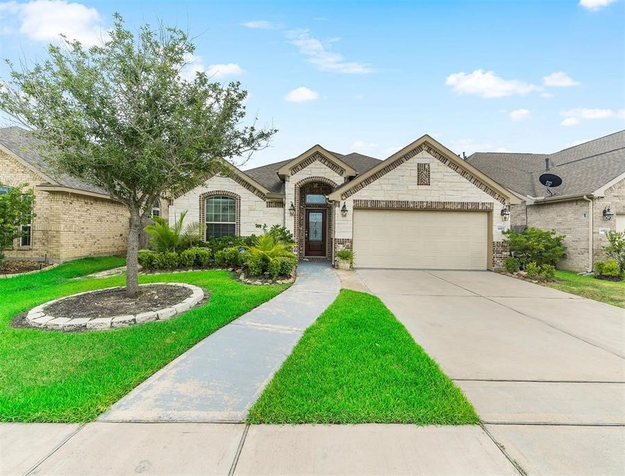 Property photo for 6915 Astrapia Bay Crossing, Spring, TX