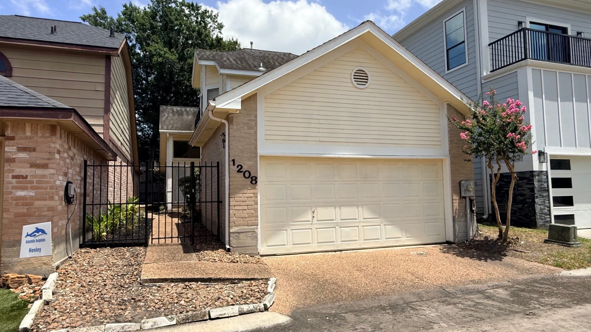 1208 Normans Woods Street, Houston, TX 77077 1208 Normans Woods Street, Houston, TX 77077