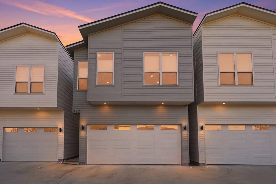 Property photo for 732 W 17th Street, Houston, TX