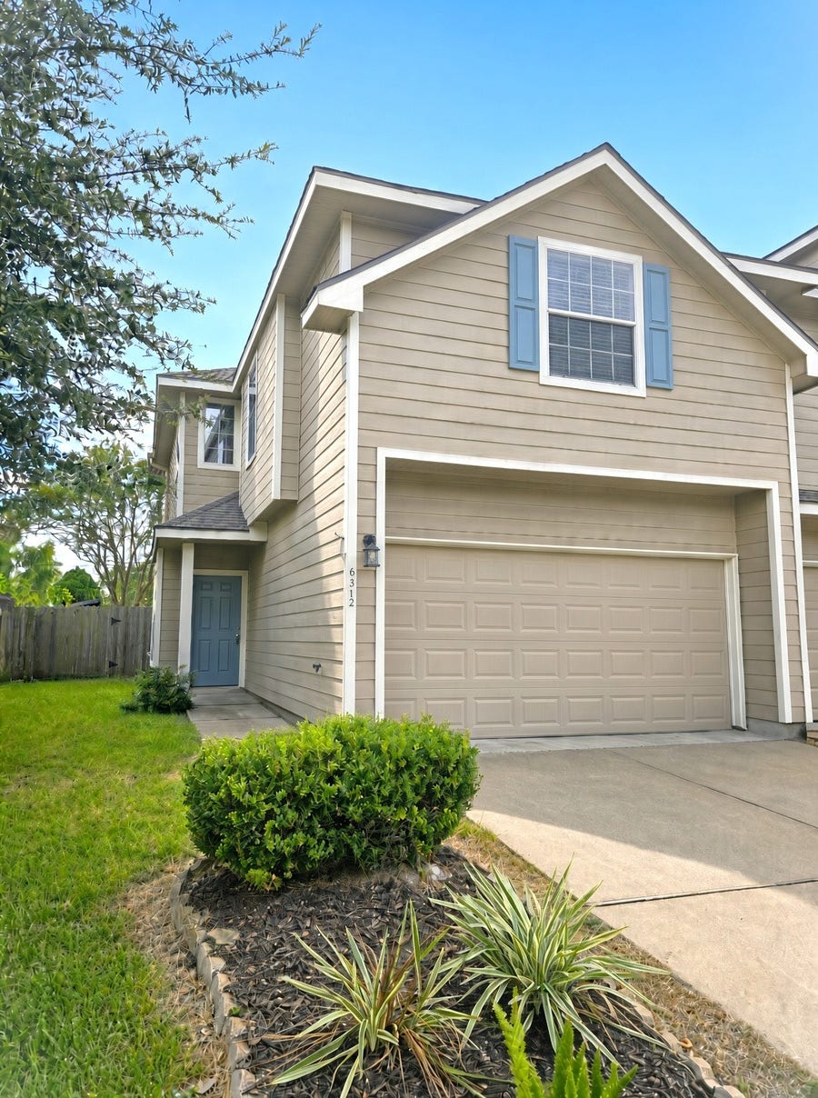 Property photo for 6312 Stoney Creek Drive, Pasadena, TX