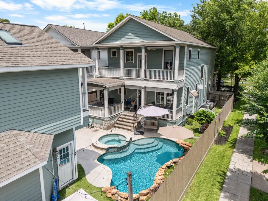 Property photo for 1601 Columbia Street, Houston, TX
