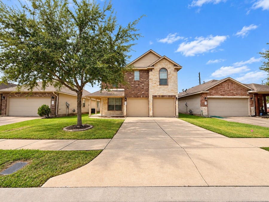 Property photo for 14406 Brunswick Place Drive, Houston, TX
