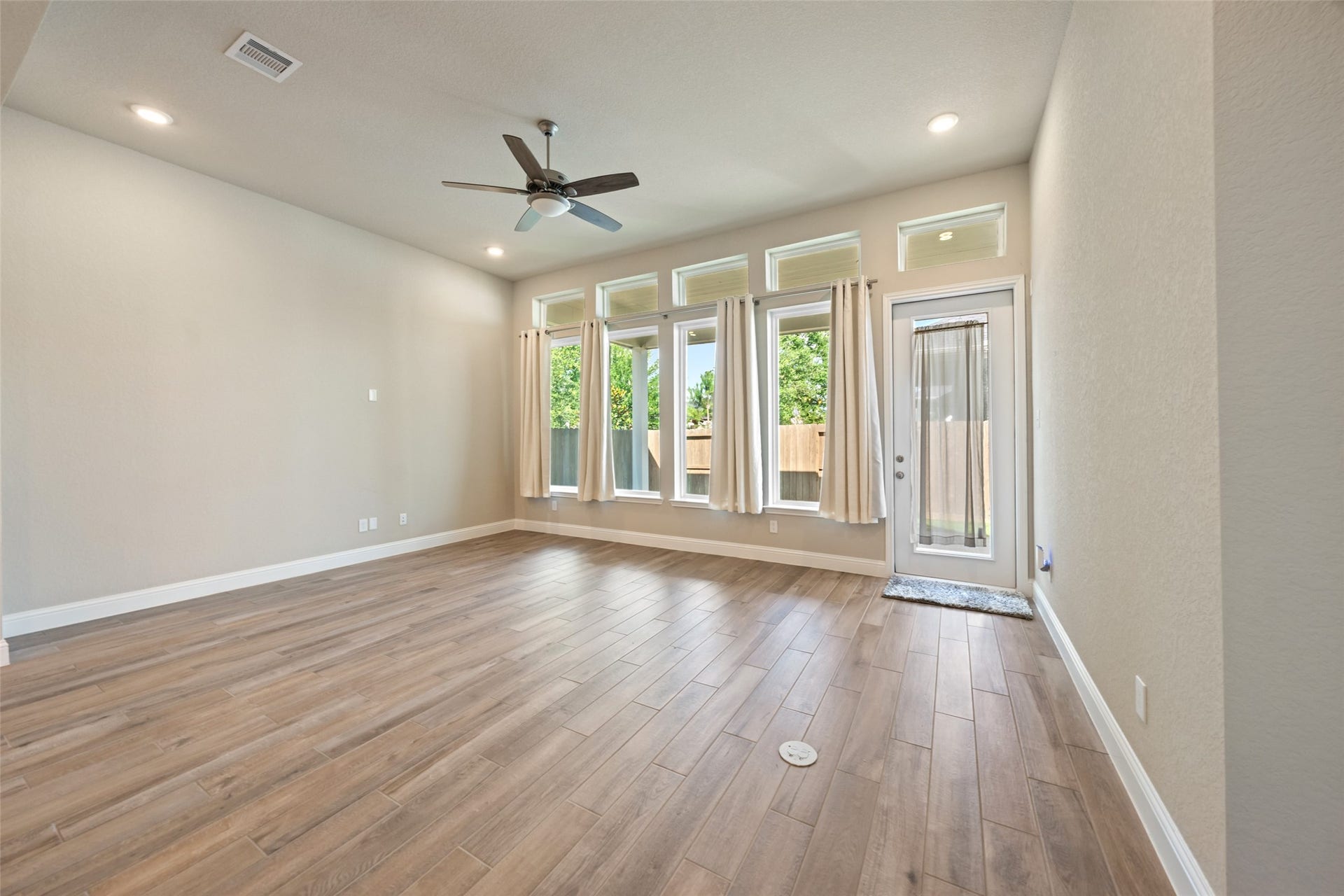 21335 Sierra Point Lane, Porter, TX 77365 21335 Sierra Point Lane, Porter, TX 77365