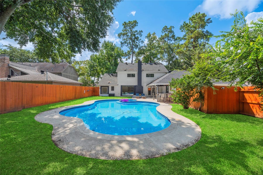 Property photo for 6622 Ampton Drive, Spring, TX