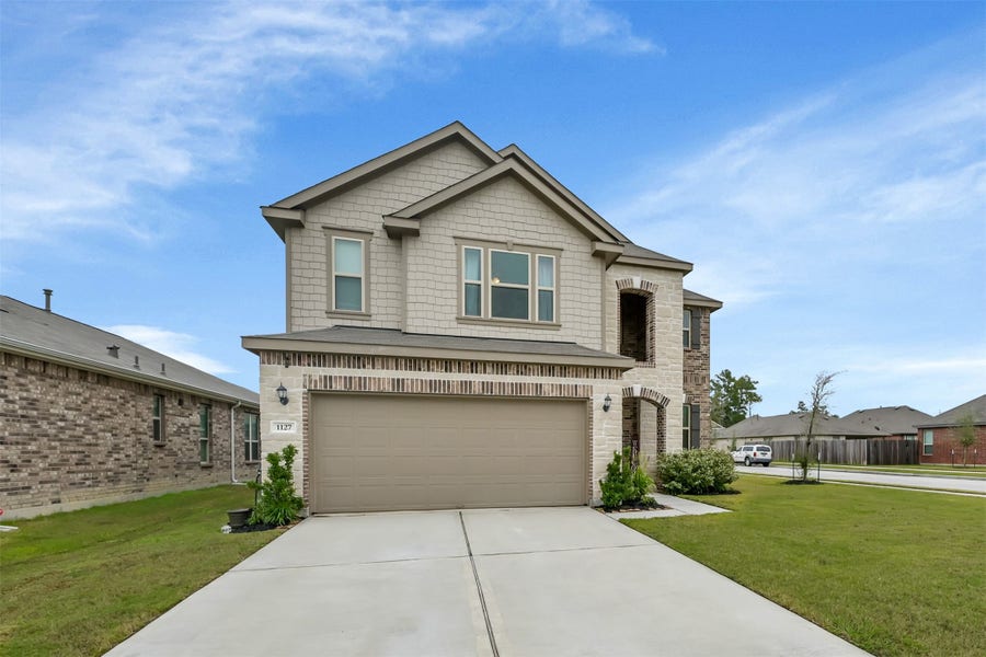 Property photo for 1127 Littleton Court, Conroe, TX
