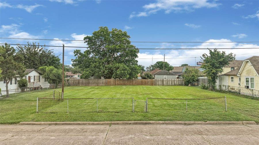 Property photo for 108 N Randall Street, Pasadena, TX