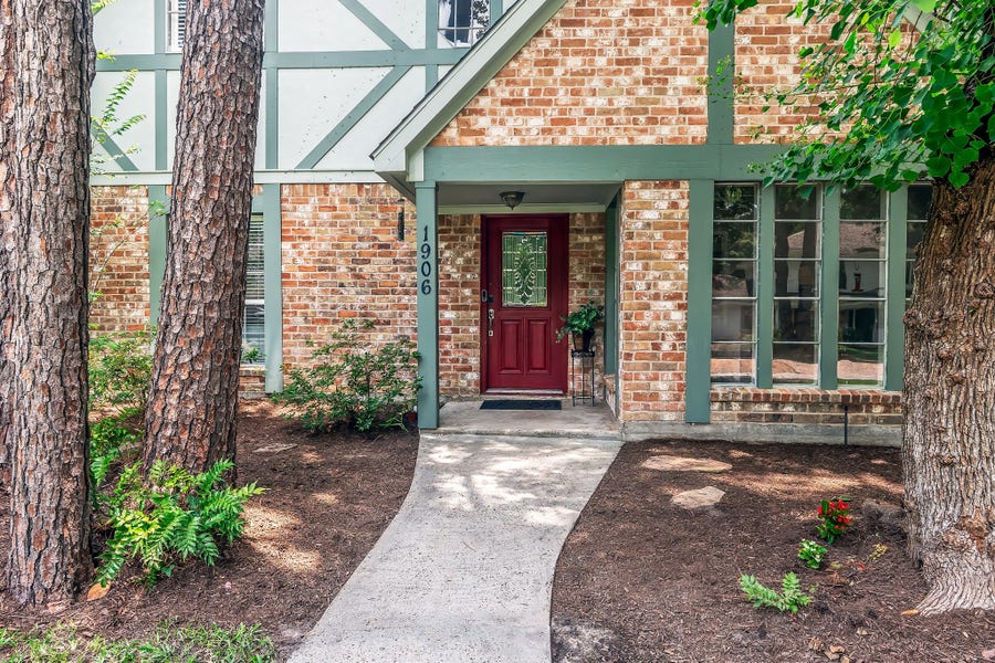 Property photo for 1906 Foxtail Place, The Woodlands, TX