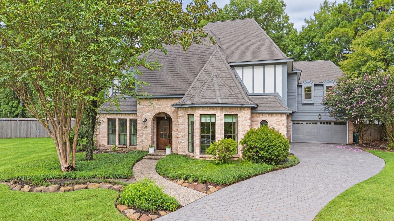 28 Mellow Leaf Court, The Woodlands, TX 77381 28 Mellow Leaf Court, The Woodlands, TX 77381