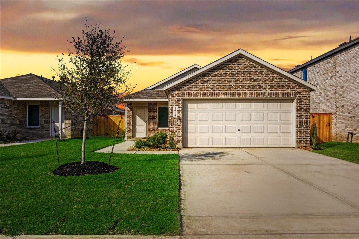 1618 Gardenia Blossom Lane, Crosby, TX 77532 1618 Gardenia Blossom Lane, Crosby, TX 77532