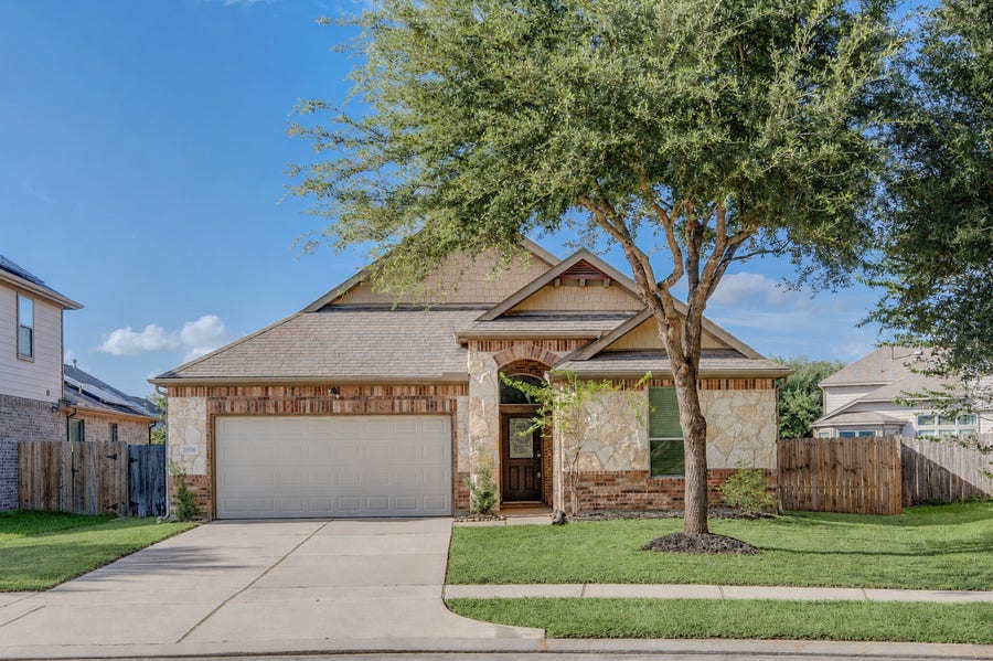 Property photo for 26306 Julia Manor Drive, Richmond, TX