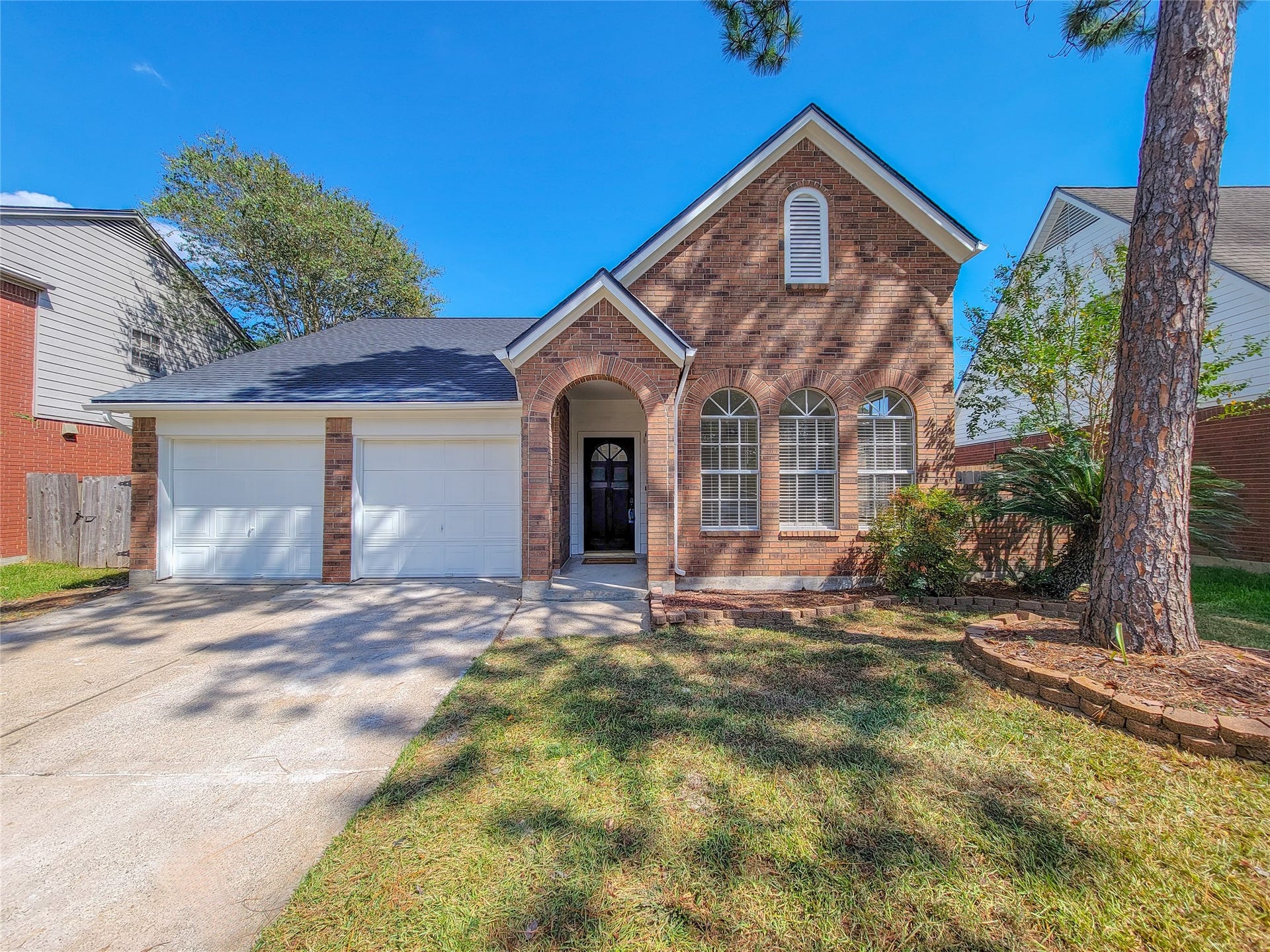1422 Mabry Mill Road, Houston, TX 77062 welcome home