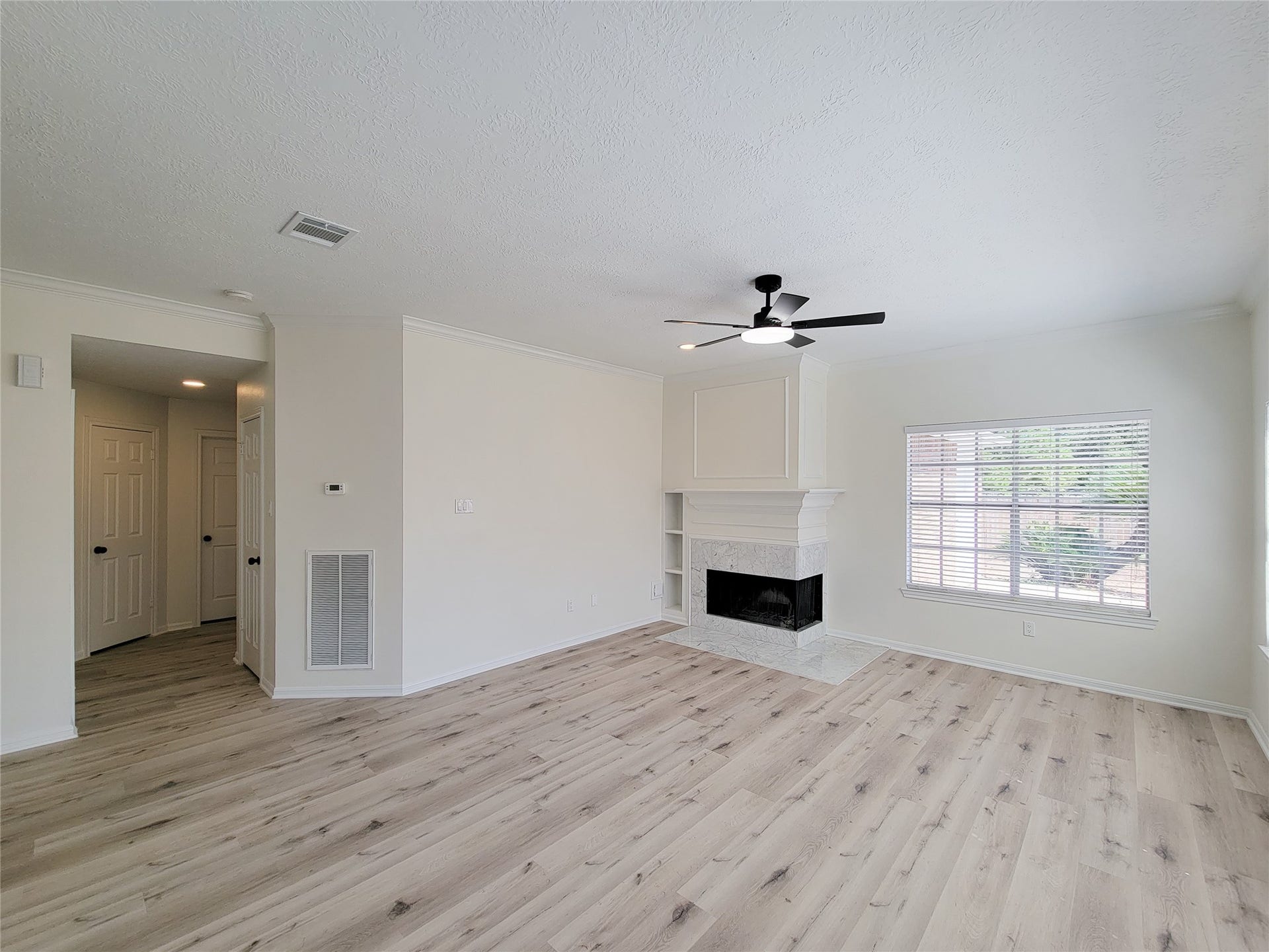 1422 Mabry Mill Road, Houston, TX 77062 1422 Mabry Mill Road, Houston, TX 77062