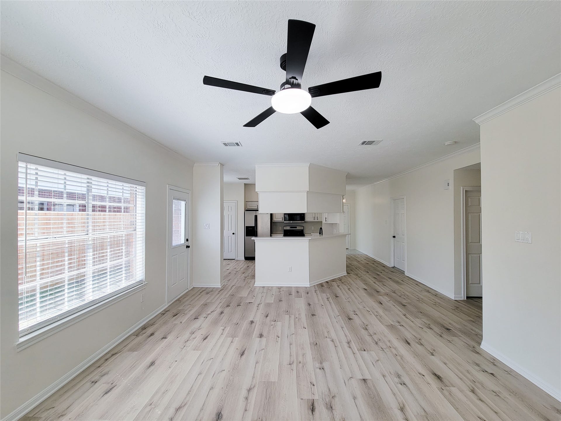 1422 Mabry Mill Road, Houston, TX 77062 1422 Mabry Mill Road, Houston, TX 77062