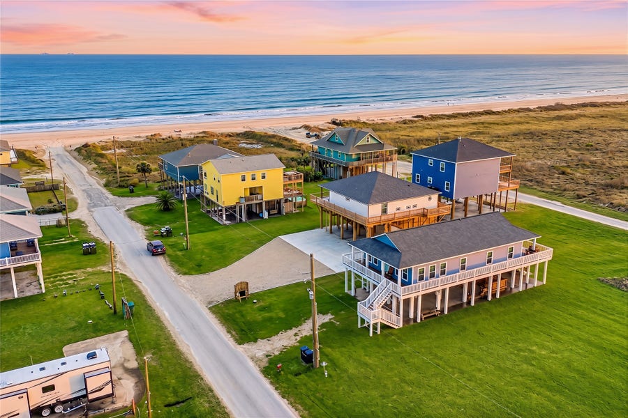 Property photo for 847 S Tinkle Lane, Crystal Beach, TX