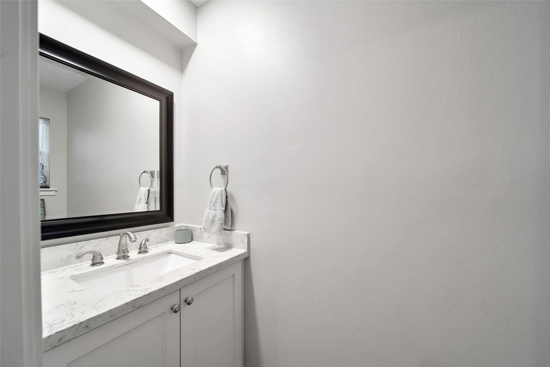 3306 Valley Haven Drive, Houston, TX 77339 3306 Valley Haven Drive, Houston, TX 77339