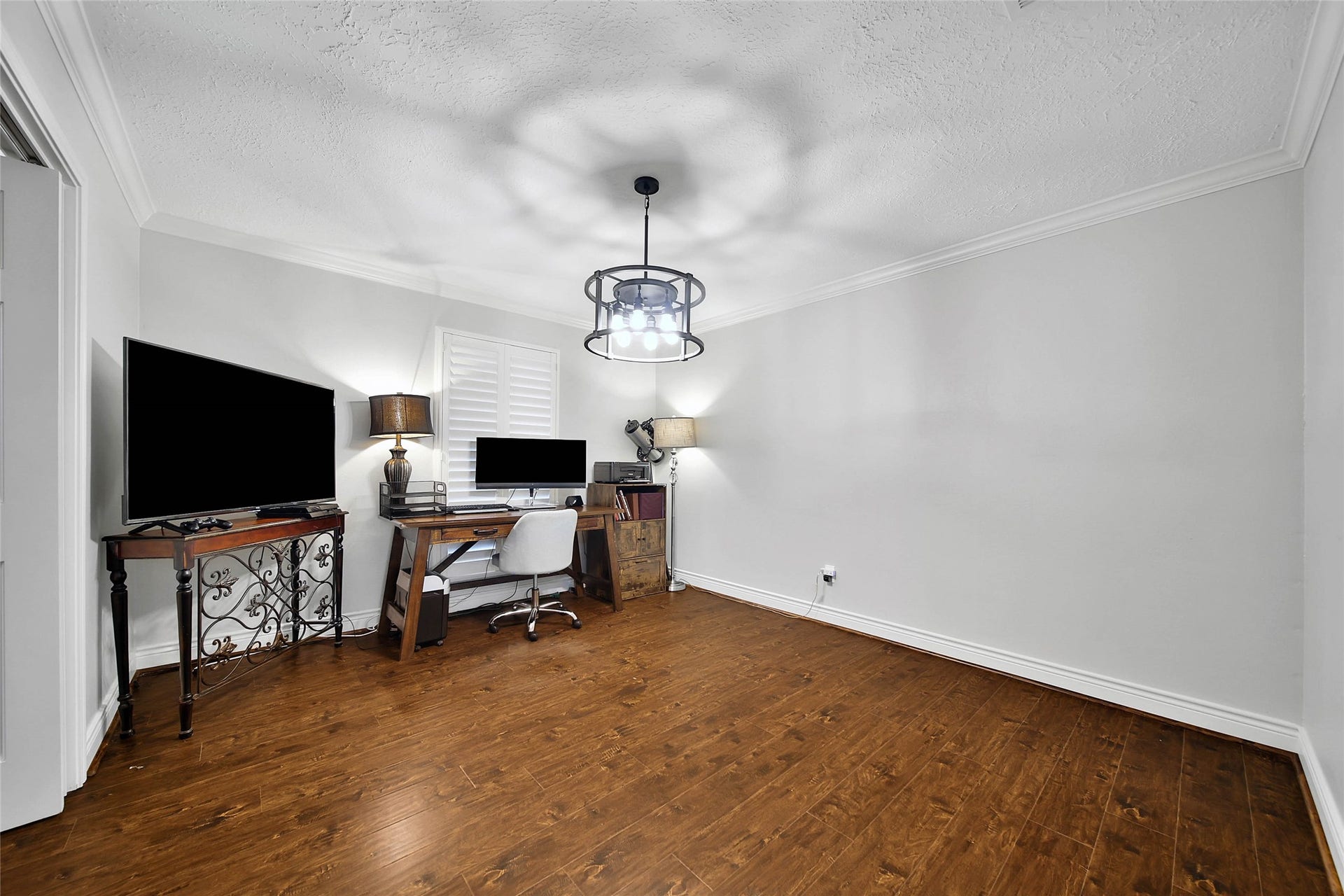 3306 Valley Haven Drive, Houston, TX 77339 3306 Valley Haven Drive, Houston, TX 77339