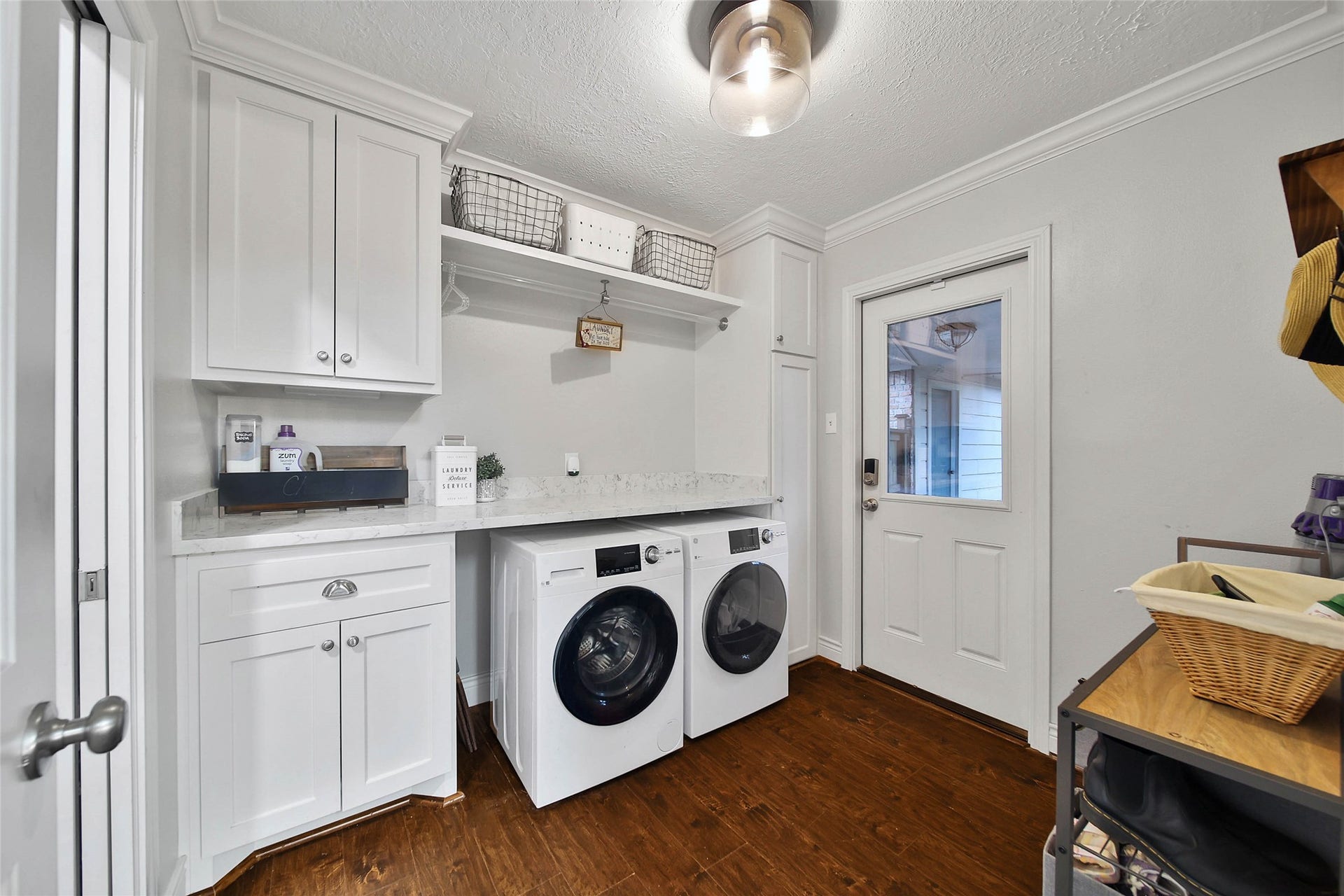 3306 Valley Haven Drive, Houston, TX 77339 3306 Valley Haven Drive, Houston, TX 77339