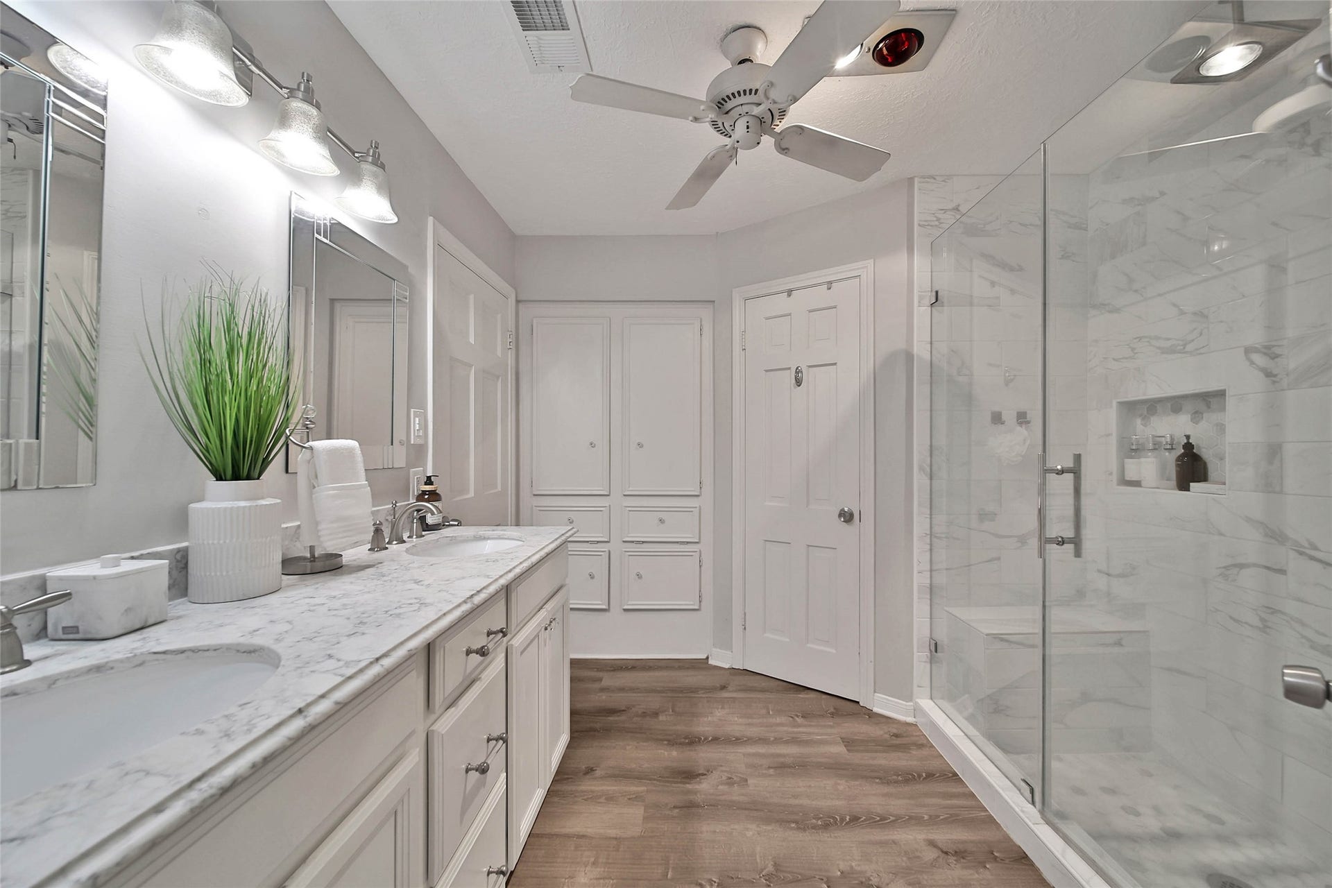 3306 Valley Haven Drive, Houston, TX 77339 3306 Valley Haven Drive, Houston, TX 77339
