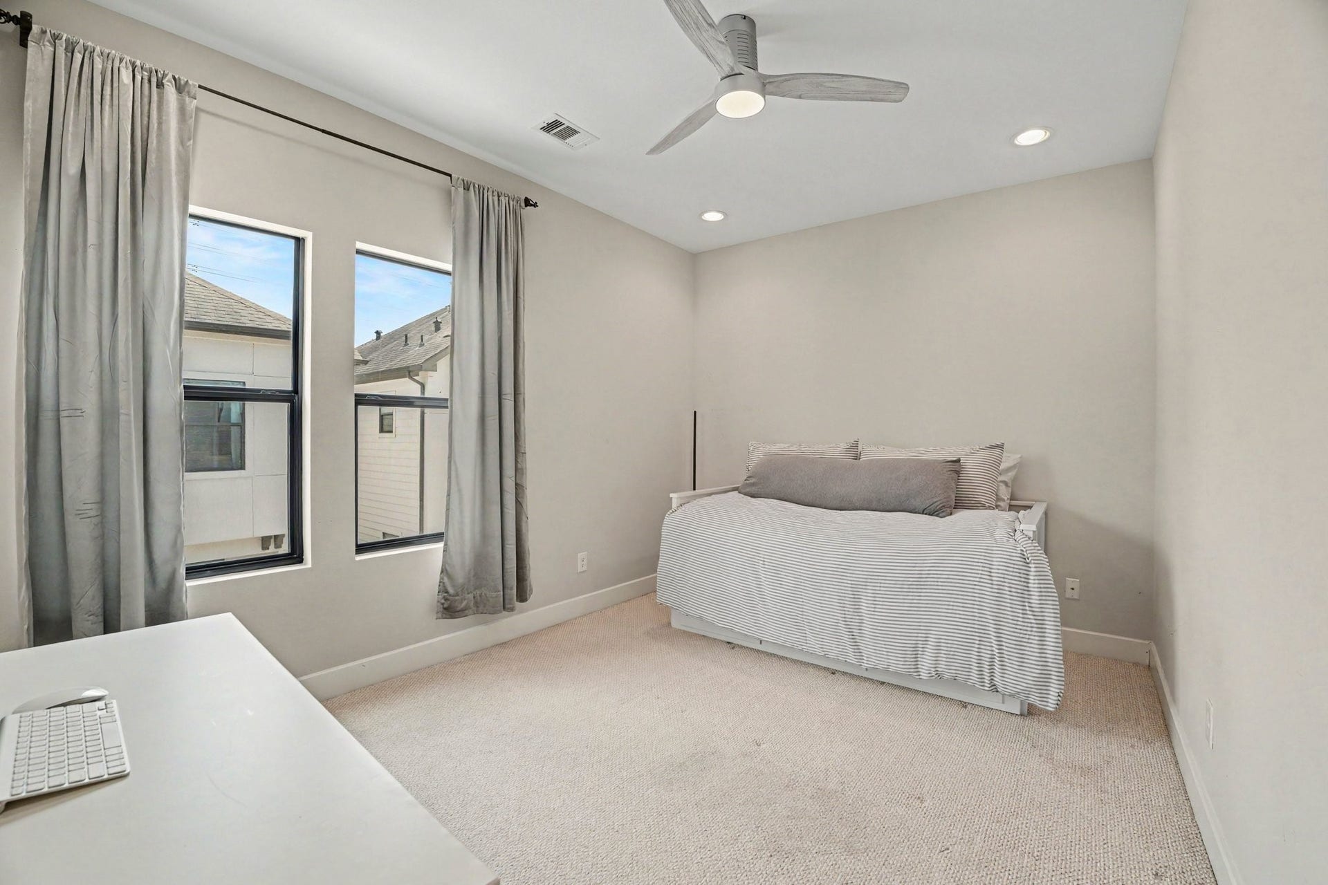 1156 Wycliffe Drive, Houston, TX 77043 Bedroom 3.