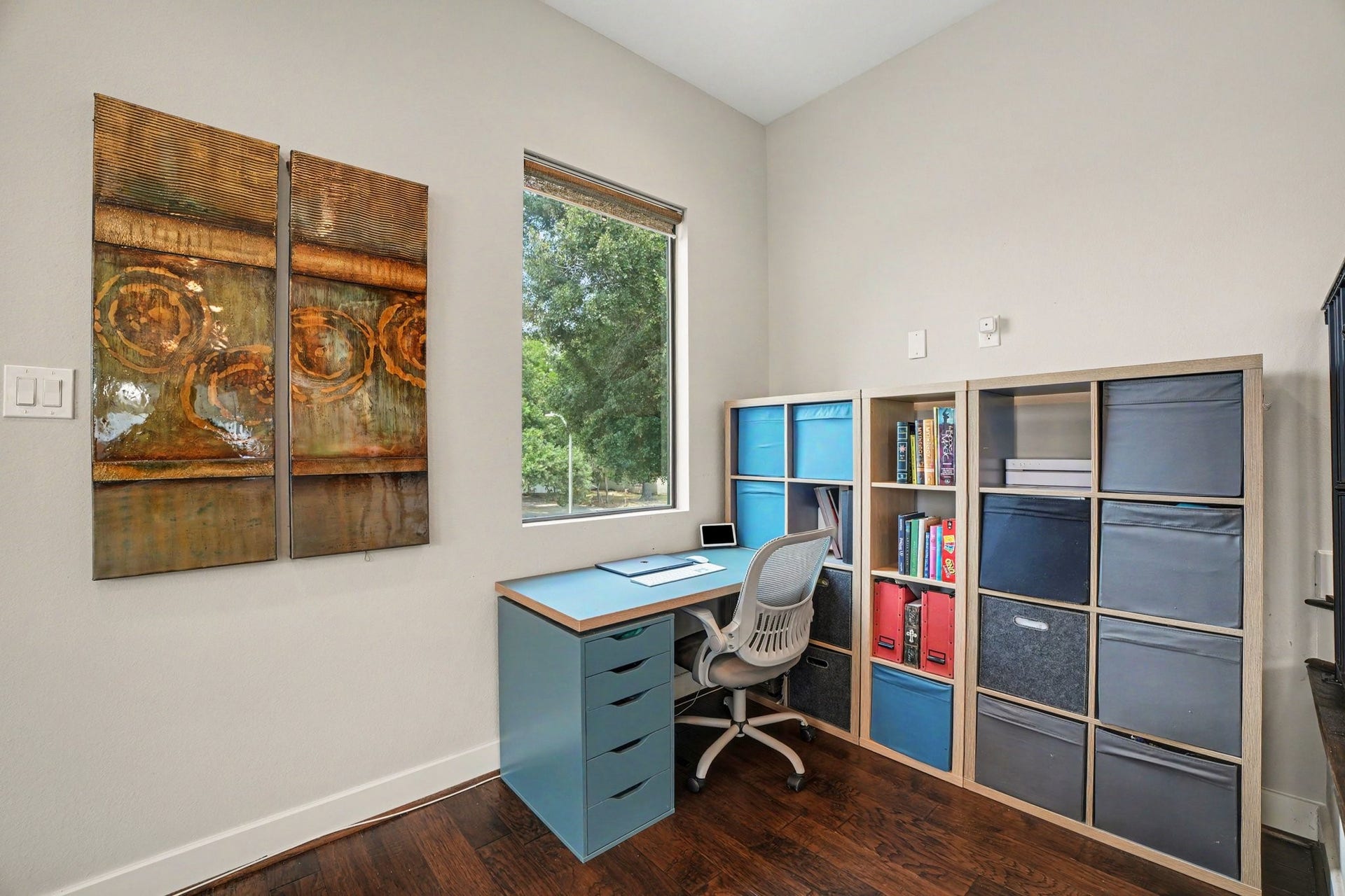 1156 Wycliffe Drive, Houston, TX 77043 Home Office.