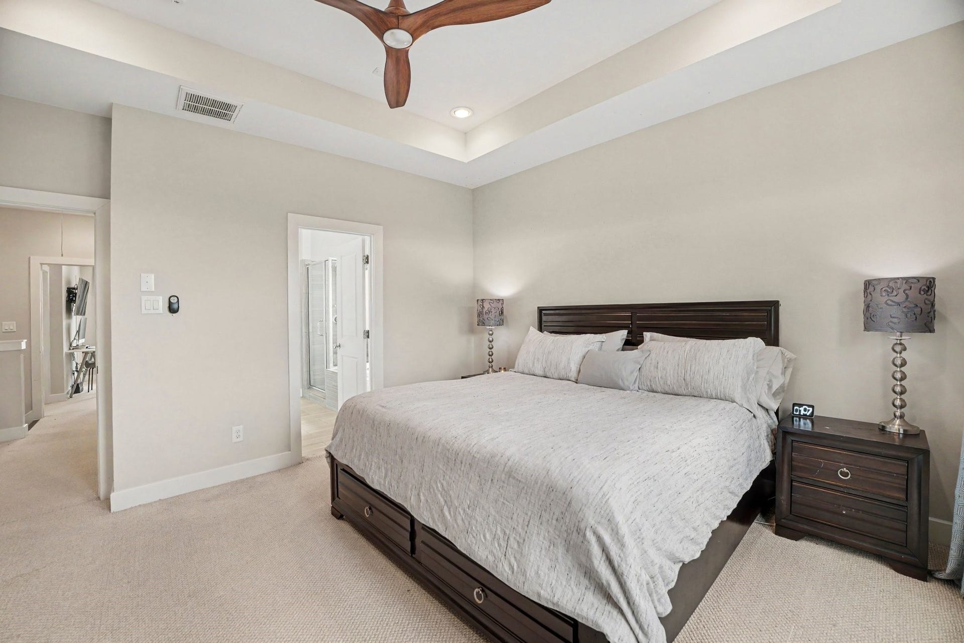 1156 Wycliffe Drive, Houston, TX 77043 1156 Wycliffe Drive, Houston, TX 77043
