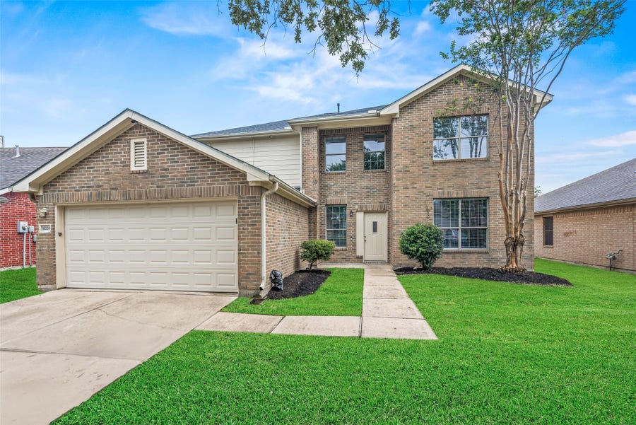 Property photo for 16306 Autumn Leigh Drive, Houston, TX